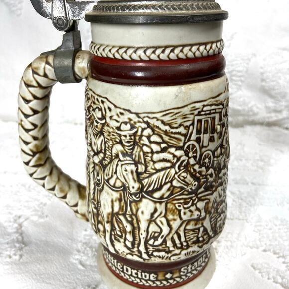 VINTAGE AVON Collector's Stein Mugs Handcrafted in Brazil Lot of 2 1980 and 1982 - Picture 3 of 9